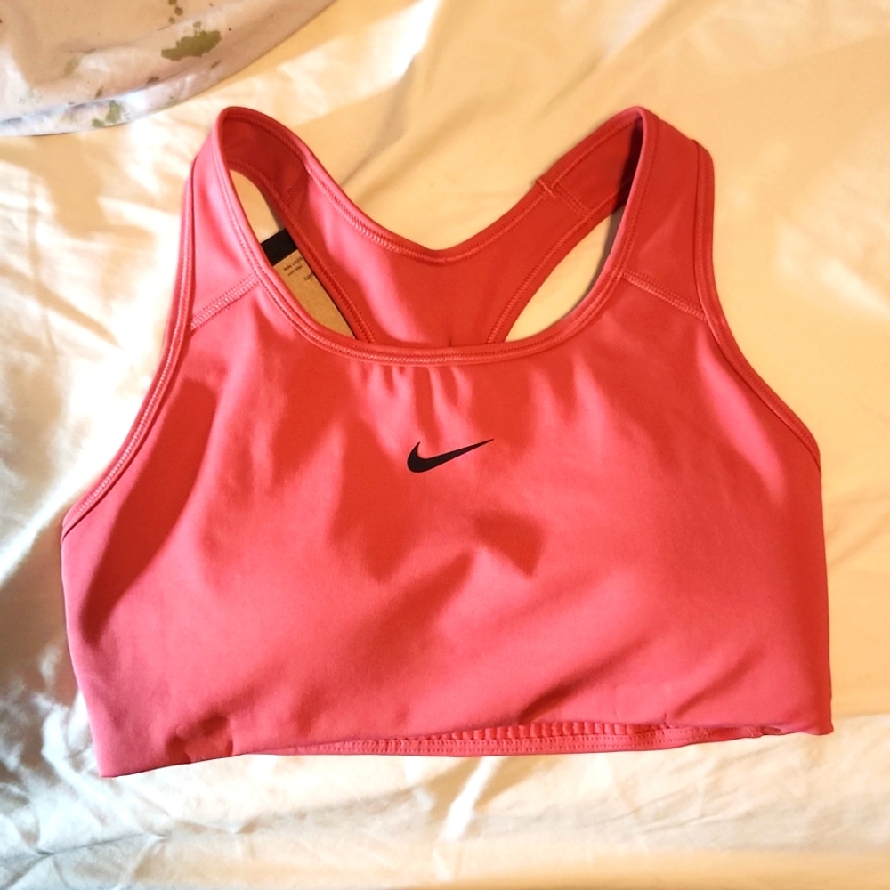 NIKE SWOOSH BRA